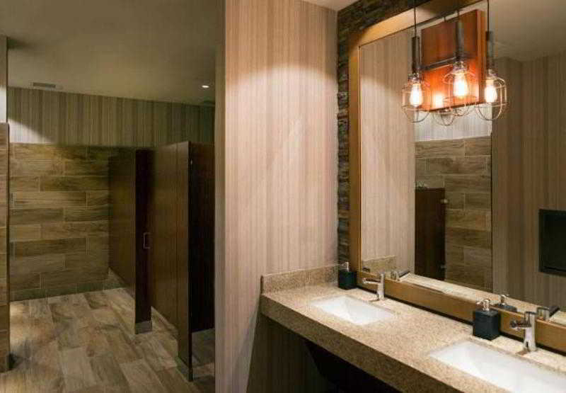 Courtyard By Marriott Spectrum Hotel