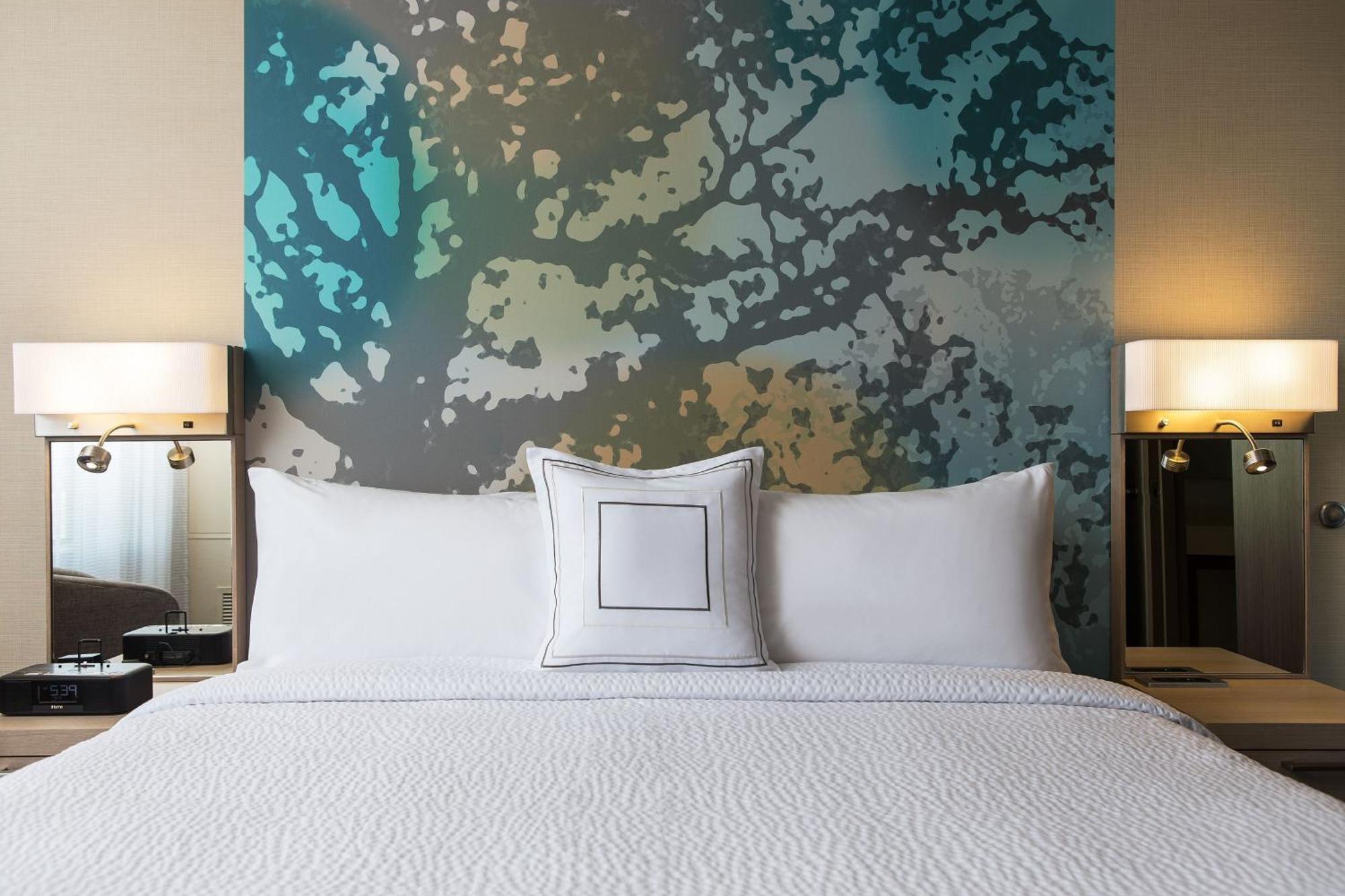 Courtyard By Marriott Spectrum Hotel