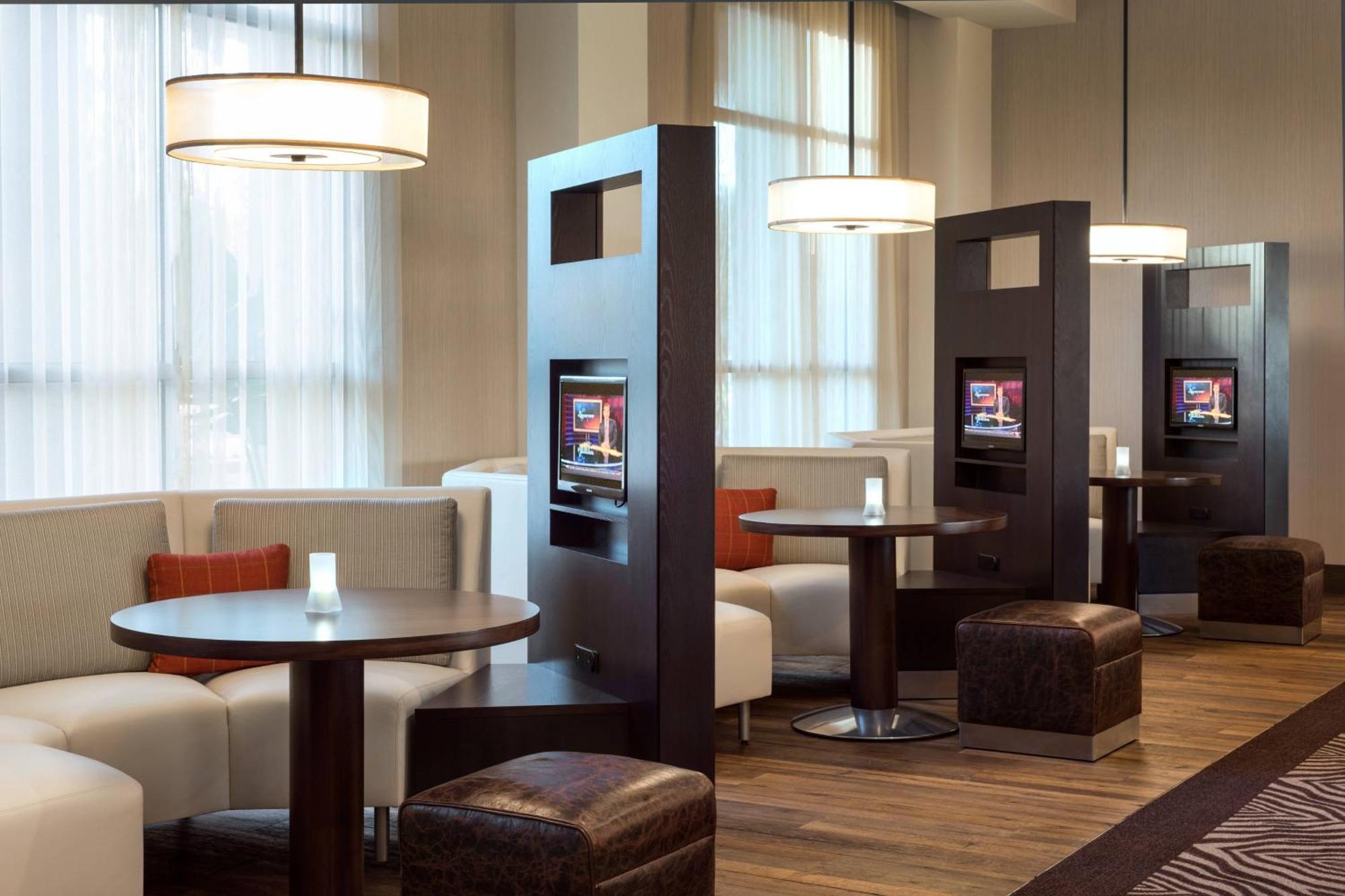 Hotel Courtyard By Marriott Spectrum Irvine