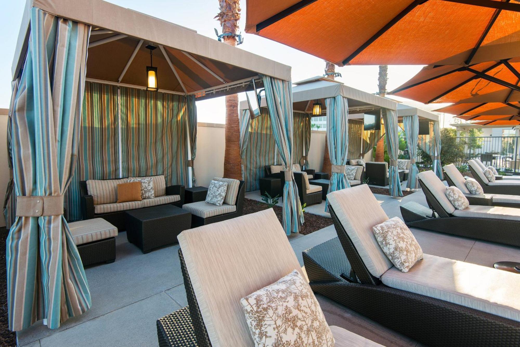 Courtyard By Marriott Spectrum