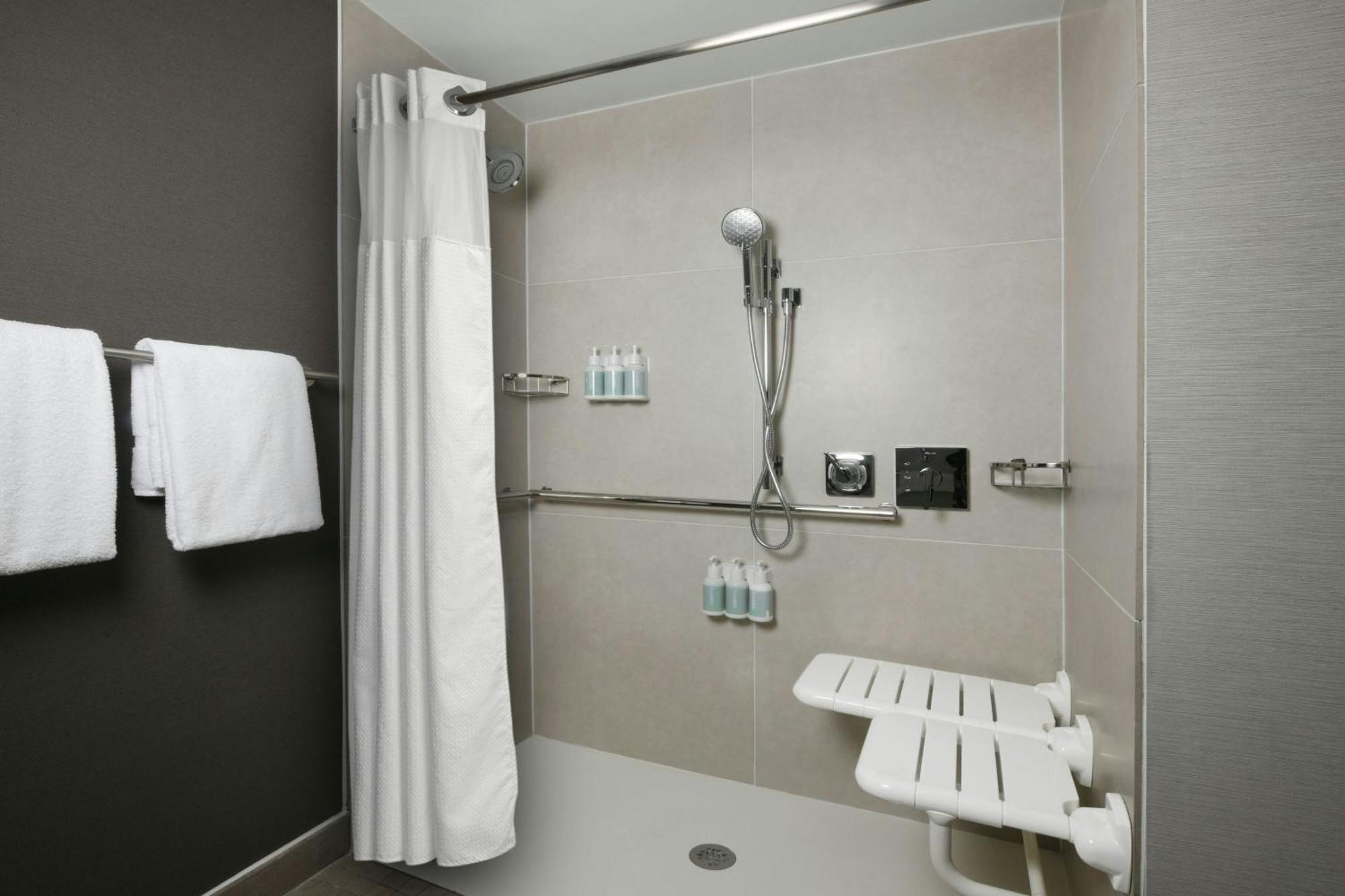 Courtyard By Marriott Spectrum 3* Irvine
