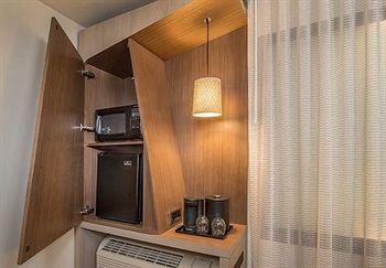 Courtyard By Marriott Spectrum Irvine